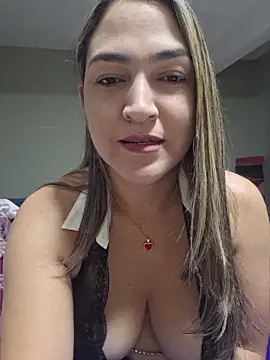 Snapshot of Grecia00x chatting on April 24, 2026, 2:25 am Grecia00x online show from April 24, 2026, 2:25 am