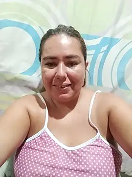 Snapshot of hot_girl_full chatting on February 9, 2026, 2:10 pm hot girl full online show from February 9, 2026, 2:10 pm