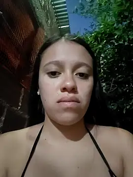 Snapshot of lachiki_plus chatting on May 15, 2026, 10:11 am lachiki plus online show from May 15, 2026, 10:11 am