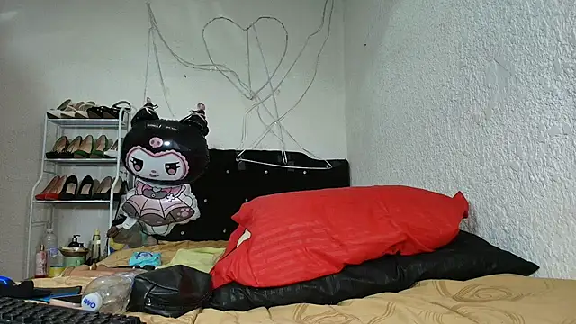 Isabelle Sara online show from March 19, 2026, 9:35 am