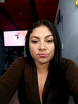 XimenaVargas online show from March 18, 2026, 4:15 am