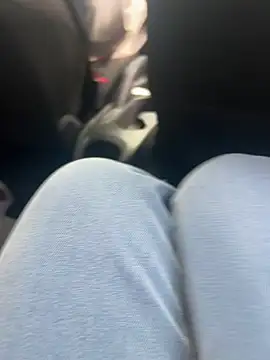 Snapshot of morenalinda22 chatting on February 5, 2026, 12:32 pm morenalinda22 online show from February 5, 2026, 12:32 pm