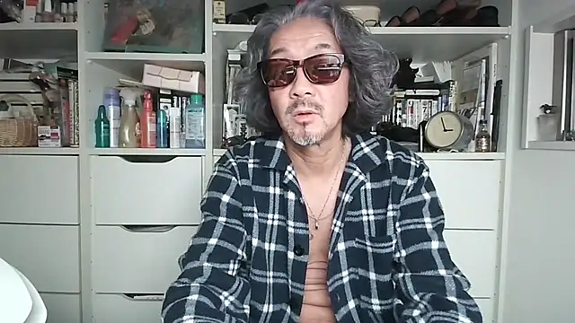 MtaS1 online show from March 26, 2026, 5:51 pm