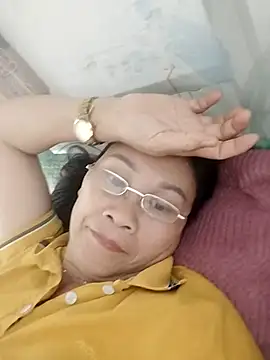 miko nyan2006 online show from April 14, 2026, 2:01 pm