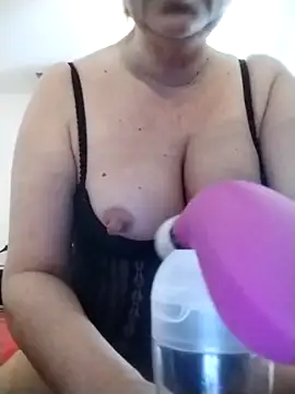 Snapshot of oxavector chatting on February 13, 2026, 8:54 am oxavector online show from February 13, 2026, 8:54 am