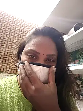 Tamil Hot Nisha online show from February 11, 2026, 5:07 pm