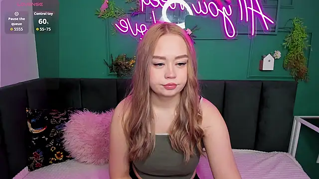 BellaAiry online show from March 23, 2026, 1:31 am