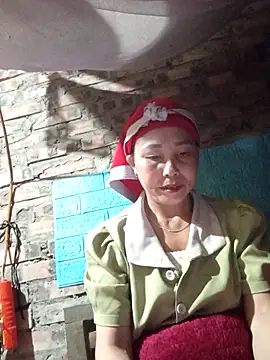 Snapshot of lena-cute chatting on February 15, 2026, 10:28 pm lena-cute online show from February 15, 2026, 10:28 pm