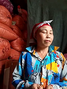 Snapshot of lena-cute chatting on February 25, 2026, 6:56 am lena-cute online show from February 25, 2026, 6:56 am