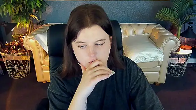 Snapshot of KristiFoxy chatting on May 11, 2026, 6:49 pm KristiFoxy online show from May 11, 2026, 6:49 pm
