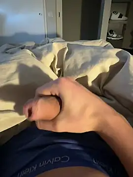 Robertocavall online show from March 5, 2026, 10:11 am