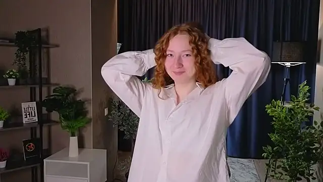 Snapshot of MaraButtrey chatting on February 6, 2026, 1:10 am MaraButtrey online show from February 6, 2026, 1:10 am