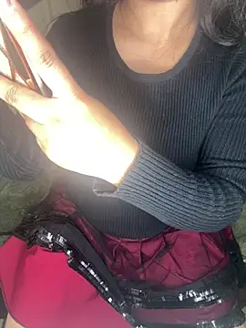 nauty girl shalu online show from February 17, 2026, 5:15 am