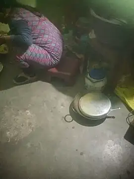 Snapshot of 06Rozi chatting on February 3, 2026, 1:05 pm 06Rozi online show from February 3, 2026, 1:05 pm