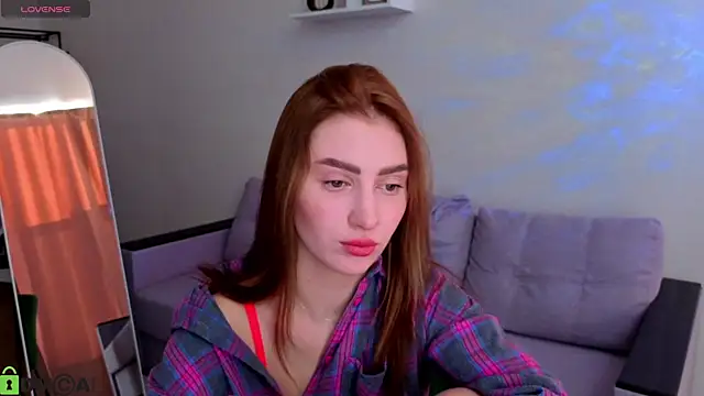 Rita Flux online show from March 9, 2026, 4:05 am