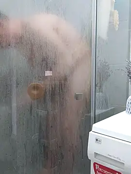 Themaskxxxvideo online show from April 24, 2026, 8:17 am