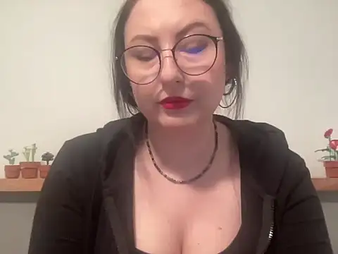 DorothyJoy online show from February 9, 2026, 7:12 am