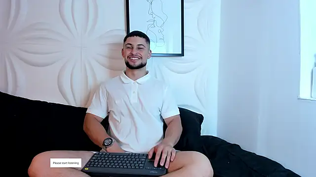 Snapshot of valenssio_moretti chatting on May 2, 2026, 12:48 am valenssio moretti online show from May 2, 2026, 12:48 am