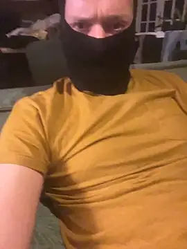 Snapshot of Kylxxx8 chatting on February 2, 2026, 10:19 pm Kylxxx8 online show from February 2, 2026, 10:19 pm