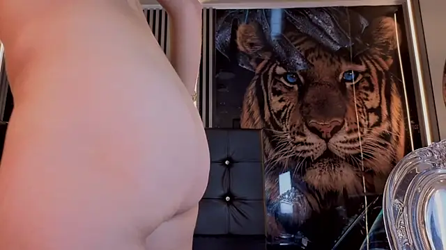 Snapshot of Karolyn_rousse chatting on February 20, 2026, 12:38 pm Karolyn rousse online show from February 20, 2026, 12:38 pm