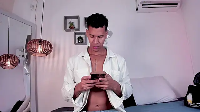 Royland Vega online show from February 12, 2026, 11:38 am