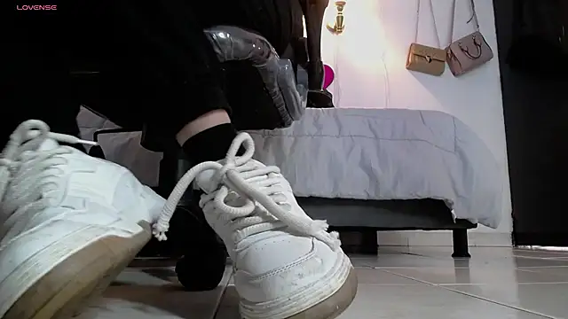 Sharma Amayra online show from March 27, 2026, 7:02 pm