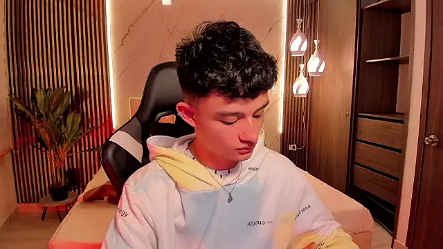 Snapshot of Patrick_Howland_ chatting on February 8, 2026, 3:10 am Patrick Howland online show from February 8, 2026, 3:10 am