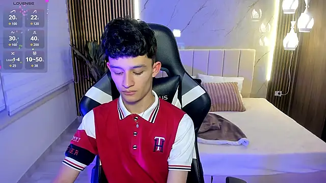 Snapshot of Patrick_Howland_ chatting on February 16, 2026, 3:24 am Patrick Howland online show from February 16, 2026, 3:24 am