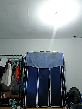 thom 1 online show from April 18, 2026, 12:36 am