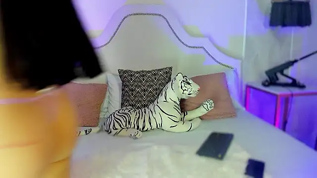 Snapshot of niicole_garner chatting on February 24, 2026, 3:10 pm niicole garner online show from February 24, 2026, 3:10 pm