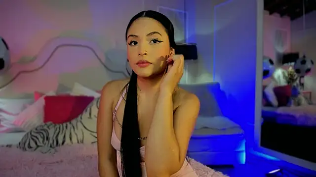 niicole garner online show from July 21, 2026, 4:42 pm