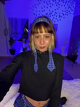 Snapshot of Capricornmystic1 chatting on February 7, 2026, 4:38 am Capricornmystic1 online show from February 7, 2026, 4:38 am