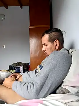 gordorichard online show from April 8, 2026, 1:44 pm