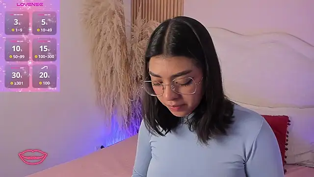 rebeca taylor online show from March 13, 2026, 3:13 am