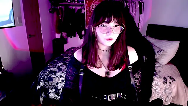 Snapshot of ElyNoiruwu chatting on March 28, 2026, 12:54 am ElyNoiruwu online show from March 28, 2026, 12:54 am