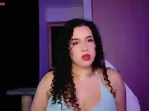 DIVINANGELA online show from May 16, 2026, 3:47 am