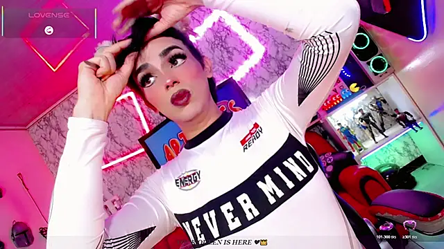 Snapshot of Maddye_Fox chatting on July 10, 2026, 3:33 am Maddye Fox online show from July 10, 2026, 3:33 am