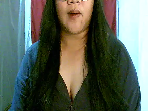 strip berry online show from February 5, 2026, 2:11 pm