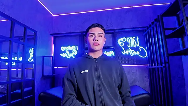 FemNoa online show from February 23, 2026, 1:08 pm