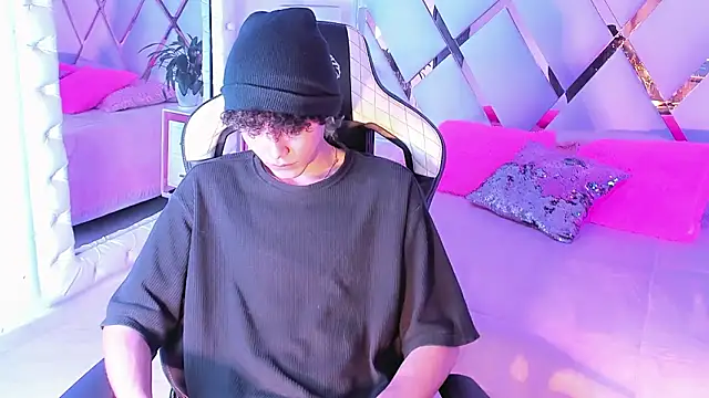 thanier 18 online show from February 27, 2026, 7:36 pm