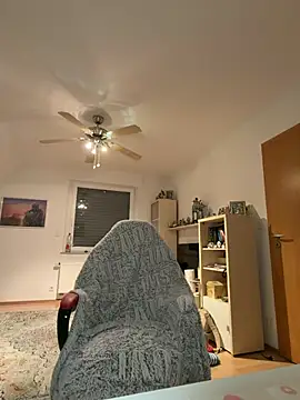 mad girlygirl online show from February 15, 2026, 8:27 pm