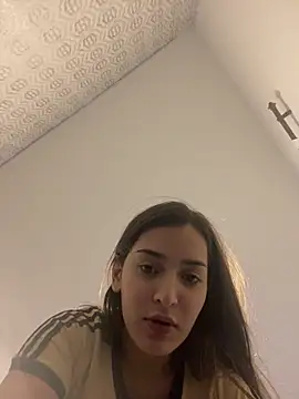 Snapshot of Mia_rivers__ chatting on April 18, 2026, 7:07 pm Mia rivers online show from April 18, 2026, 7:07 pm