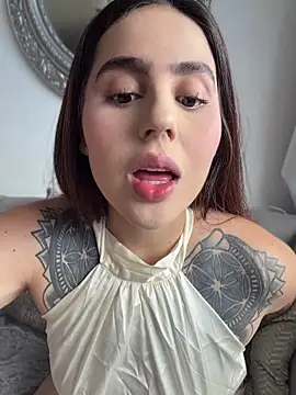 Im Anto online show from August 8, 2026, 9:39 pm