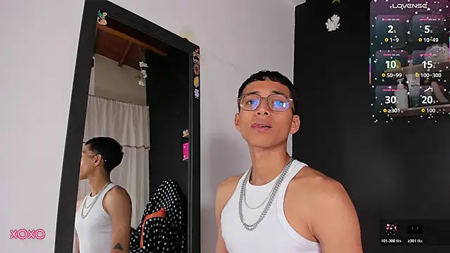 Snapshot of _Josh_Moon_ chatting on February 10, 2026, 3:49 pm Josh Moon online show from February 10, 2026, 3:49 pm