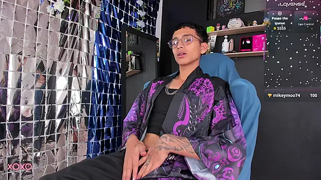 Snapshot of _Josh_Moon_ chatting on February 19, 2026, 3:41 pm Josh Moon online show from February 19, 2026, 3:41 pm