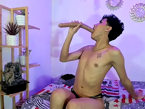 Snapshot of Snover_hot2006 chatting on March 2, 2026, 5:08 am Snover hot2006 online show from March 2, 2026, 5:08 am