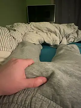 bouillant25ans online show from February 3, 2026, 6:57 pm