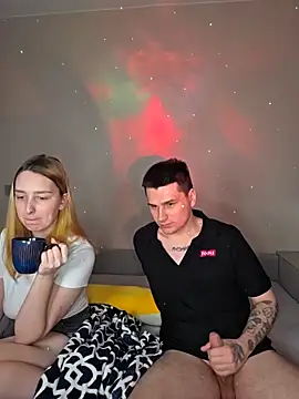 Snapshot of ToxyFoxyy chatting on February 10, 2026, 12:09 pm ToxyFoxyy online show from February 10, 2026, 12:09 pm