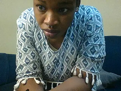 Juicylipss88 online show from February 14, 2026, 3:03 am