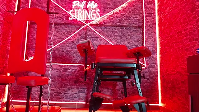 MiistressBlu online show from February 13, 2026, 7:43 pm